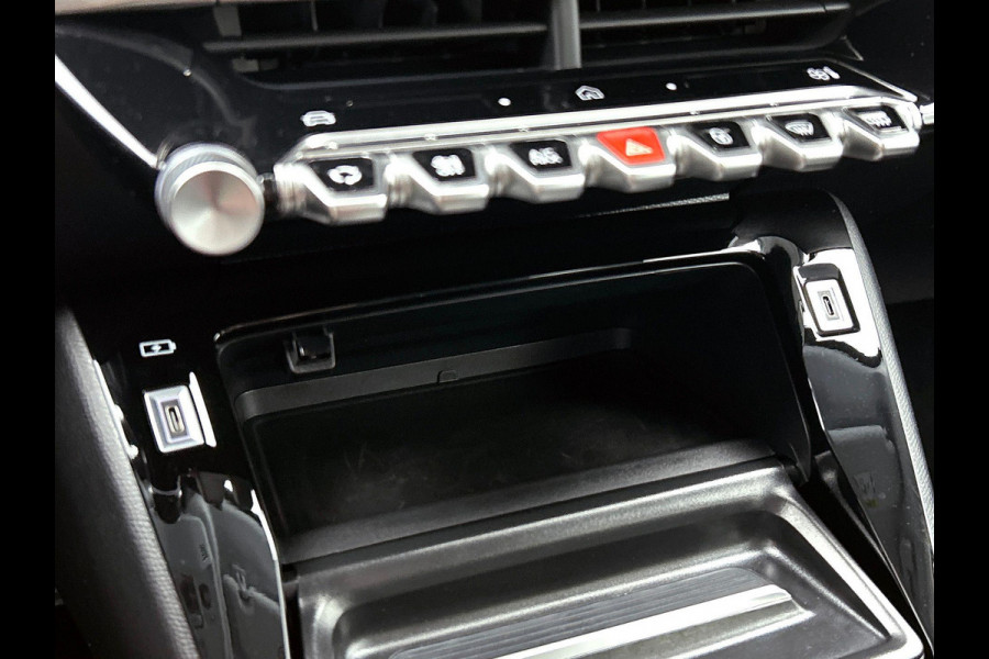 Peugeot 208 1.2 Hybrid 100PK Automaat Allure | Navigatie | Apple Carplay/Android Auto | Airco | Camera | Parkeer sensoren | Cruise Control | Led | Lichtmetalen Velgen