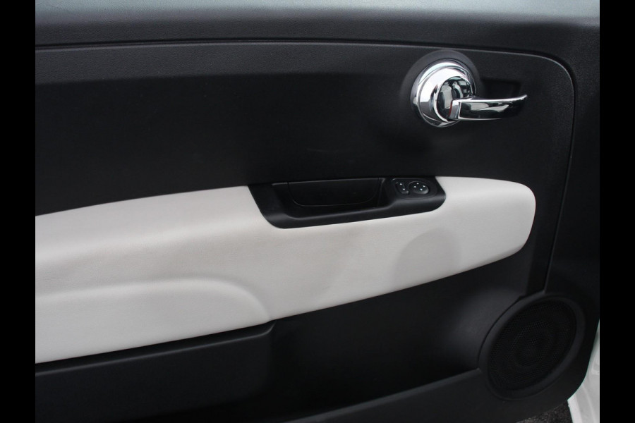 Fiat 500 1.0 Hybrid Dolcevita | Parkeersensor achter | Climate control | Radio | Panoramadak | Cruise control