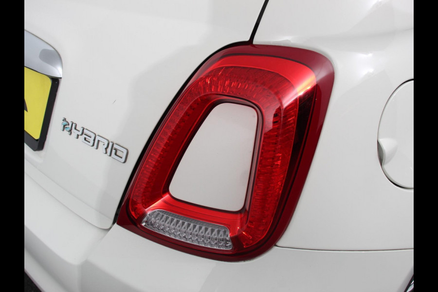 Fiat 500 1.0 Hybrid Dolcevita | Parkeersensor achter | Climate control | Radio | Panoramadak | Cruise control