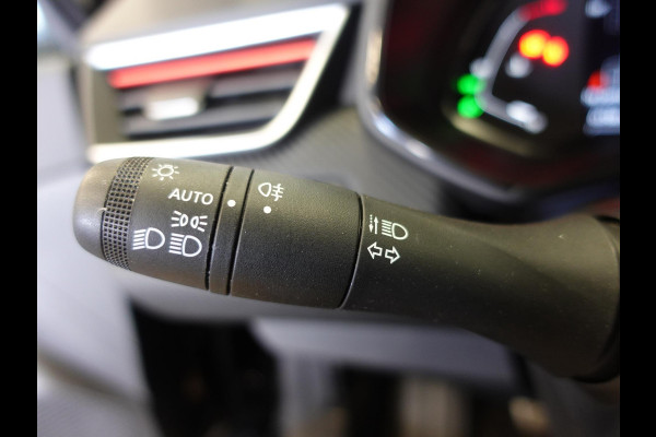 Renault Clio 1.0 TCe R.S. Line | Navigatie | Camera | Parkeersensoren | Cruise Control | Climate Control | Lichtmetalen velgen