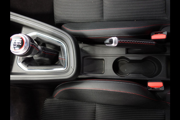 Renault Clio 1.0 TCe R.S. Line | Navigatie | Camera | Parkeersensoren | Cruise Control | Climate Control | Lichtmetalen velgen