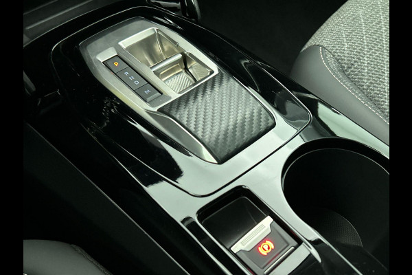 Peugeot 208 1.2 Hybrid 100PK Automaat Allure | Navigatie | Apple Carplay/Android Auto | Airco | Camera | Parkeer sensoren | Cruise Control | Led | Lichtmetalen Velgen