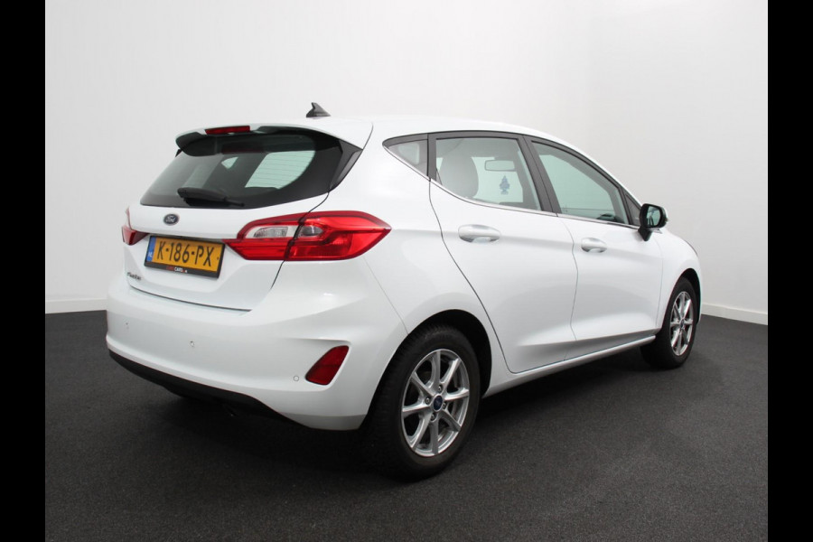 Ford Fiesta 1.0 EcoBoost Titanium | Navigatie | Apple Carplay/Android Auto | Climate Control | Stoelverwarming | Cruise Control | Lichtmetalen Velgen