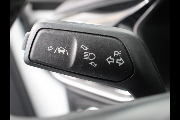 Ford Fiesta 1.0 EcoBoost Titanium | Navigatie | Apple Carplay/Android Auto | Climate Control | Stoelverwarming | Cruise Control | Lichtmetalen Velgen