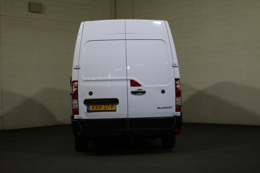 Renault Master T35 2.3 dCi 135pk L3 H2 Work Edition