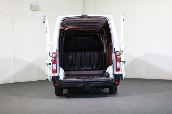 Renault Master T35 2.3 dCi 135pk L3 H2 Work Edition