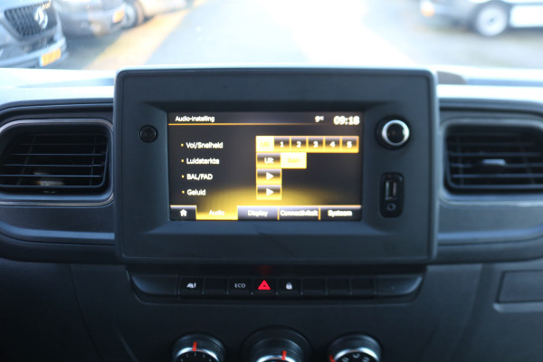 Renault Master T35 2.3 dCi 135pk L3 H2 Work Edition