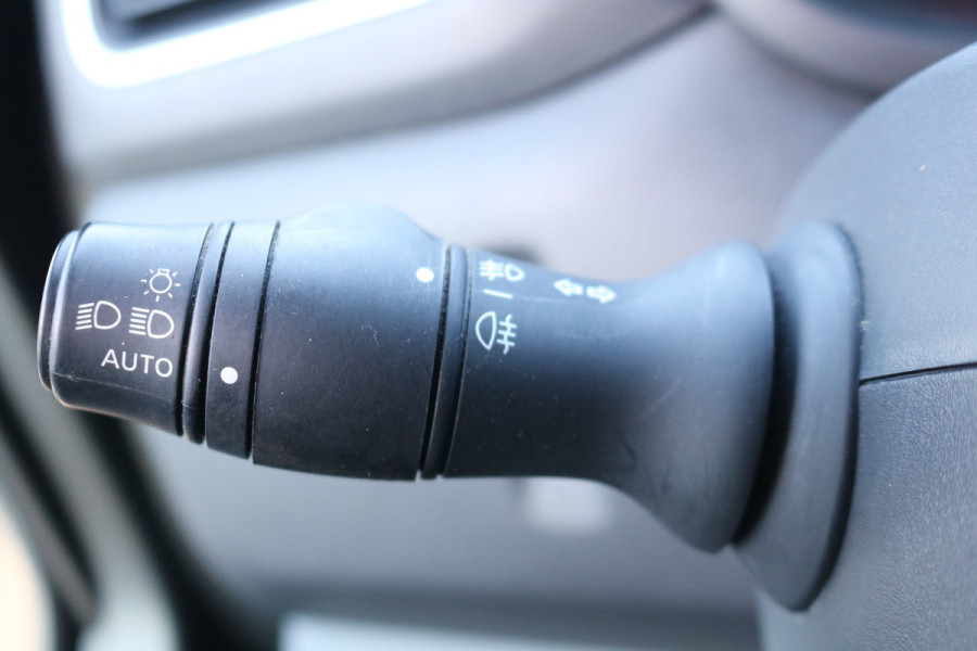 Renault Master T35 2.3 dCi 135pk L3 H2 Work Edition