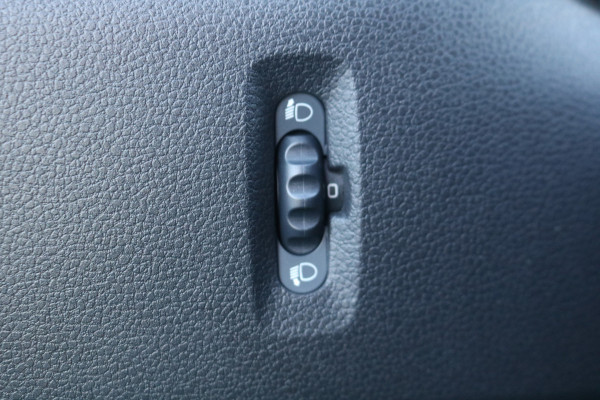 Renault Master T35 2.3 dCi 135pk L3 H2 Work Edition