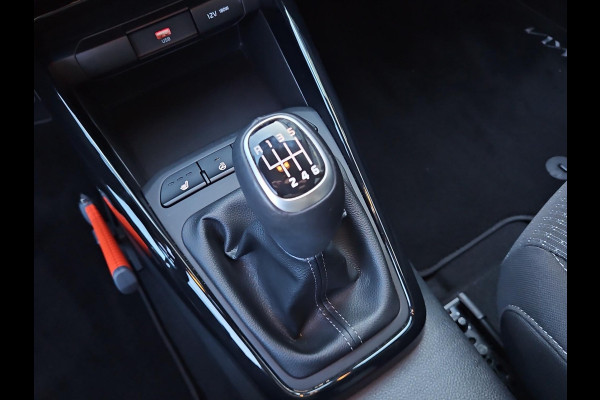 Kia Stonic 1.0 T-GDi MHEV DynamicPlusLine | LED | Stoel- en Stuurverwarming | Cruise | Navi | Clima |
