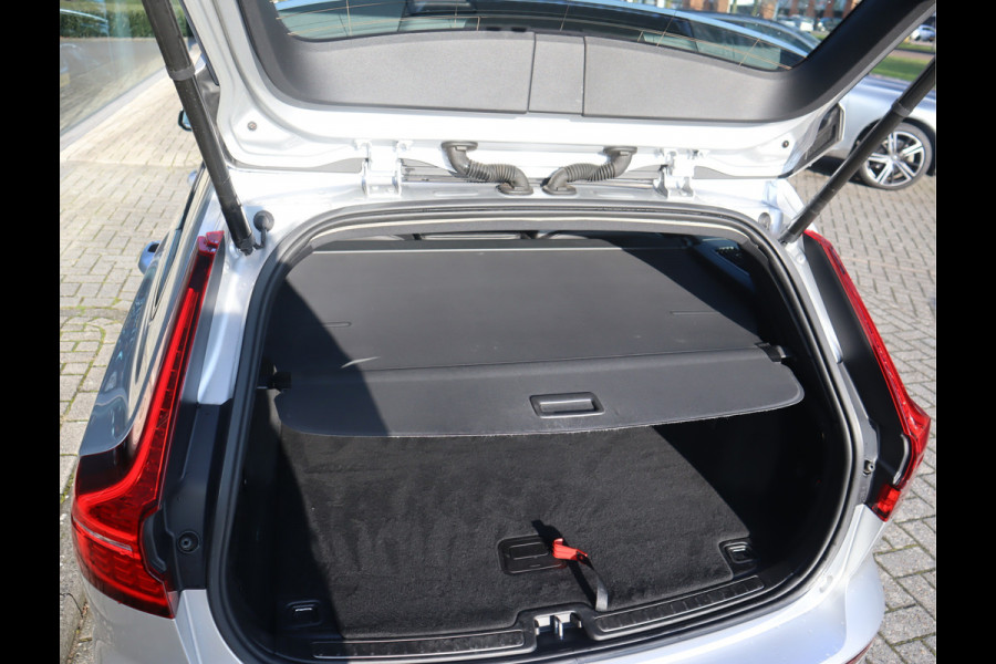 Volvo V60 2.0 T5 R-Design / Polestar Engineerd