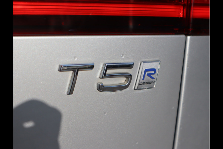 Volvo V60 2.0 T5 R-Design / Polestar Engineerd