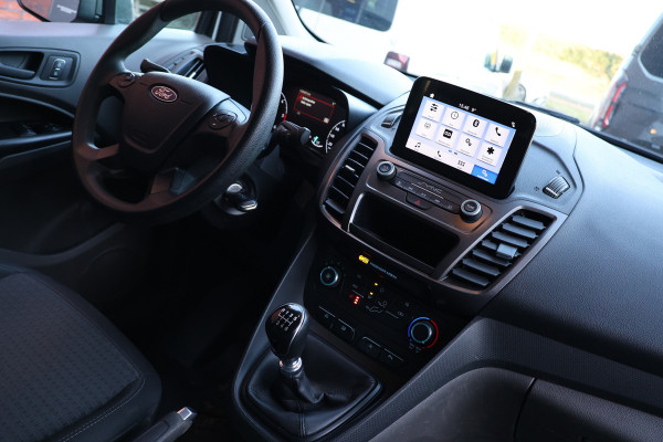 Ford Transit Connect 1.5 EcoBlue L2 120 PK | CarPlay | Camera | Stoelverwarming | Betimmering | 3-Zitter | Airco | Nieuwe APK | Dealer onderhouden | Euro 6