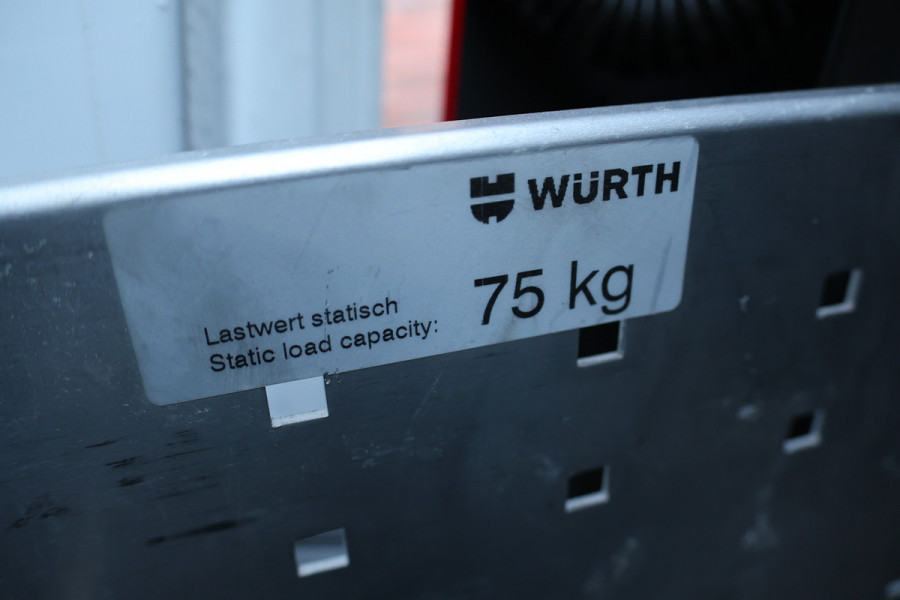 Ford Transit Connect 1.5 EcoBlue L2 120 PK | CarPlay | Camera | Stoelverwarming | Betimmering | 3-Zitter | Airco | Nieuwe APK | Dealer onderhouden | Euro 6