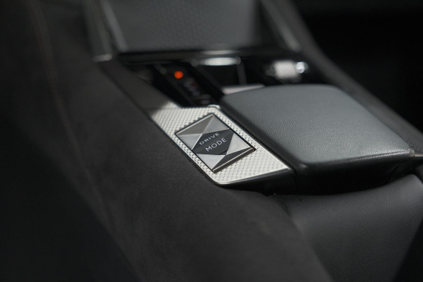 DS DS 4 PureTech 130 EAT8 Performance Line | Camera | Apple Carplay | Alcantara® bekleding | Parkeersensensoren