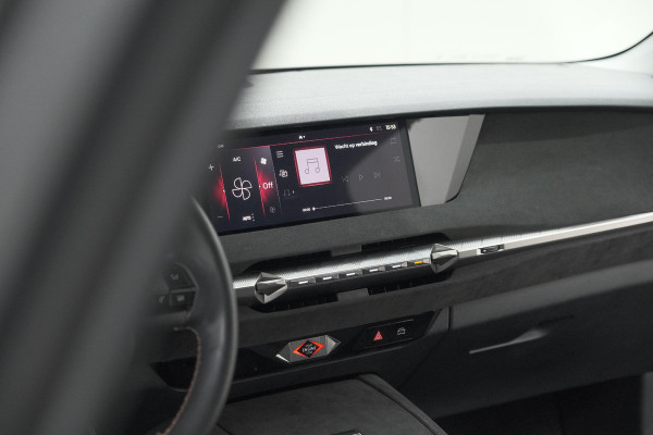 DS DS 4 PureTech 130 EAT8 Performance Line | Camera | Apple Carplay | Alcantara® bekleding | Parkeersensensoren