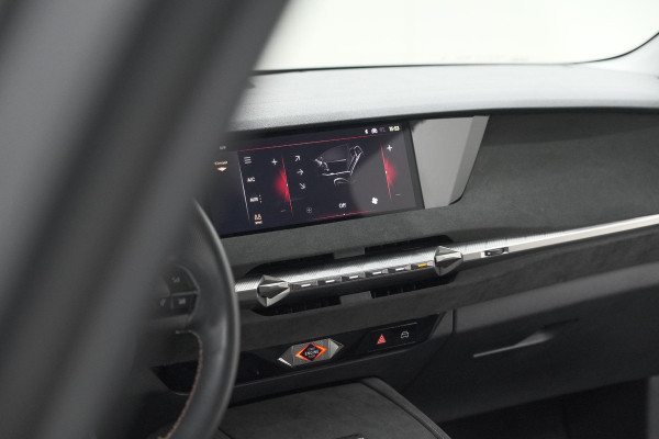 DS DS 4 PureTech 130 EAT8 Performance Line | Camera | Apple Carplay | Alcantara® bekleding | Parkeersensensoren