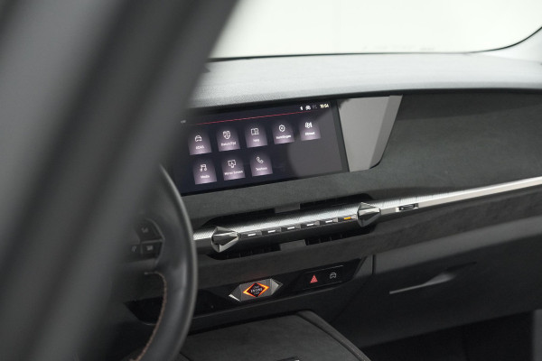 DS DS 4 PureTech 130 EAT8 Performance Line | Camera | Apple Carplay | Alcantara® bekleding | Parkeersensensoren