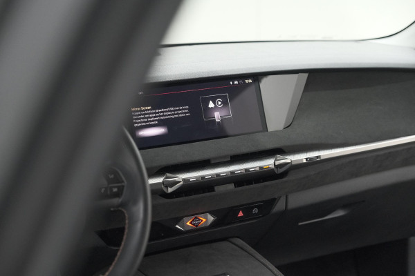 DS DS 4 PureTech 130 EAT8 Performance Line | Camera | Apple Carplay | Alcantara® bekleding | Parkeersensensoren