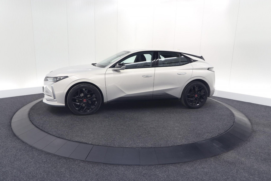 DS DS 4 PureTech 130 EAT8 Performance Line | Camera | Apple Carplay | Alcantara® bekleding | Parkeersensensoren