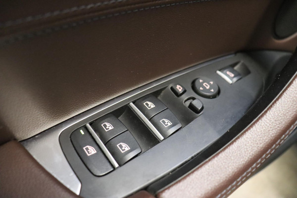 BMW X3 xDrive20i High Executive xLine Automaat / Live Cockpit Professional / Panoramadak / Wegklapbare Trekhaak / Sportstoelen Elektrisch Verstelbaar / Adaptieve LED-koplamp / Driving Assistant / Head-Up Display / 20 Inch / Stoelverwarming / Hifi / Chrome Line / DAB