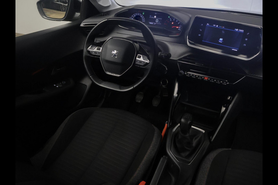 Peugeot 208 1.2 PureTech Active Black Edition Sport (APPLE CARPLAY,NAVI,CRUISE,LED,ELEKTRISCH PAKKET,SPORTSTOELEN,NETTE STAAT)