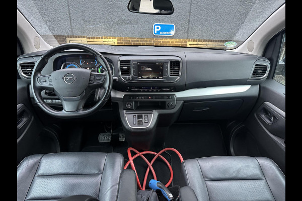 Opel Zafira-e Life 100 kW 75kWh Tourer M 6 PERSOONS| 3-FASE| ELEKTRISCHE ZIJDEUR| HEAD-UP DISPLAY| ELEK. STOELEN MET MEMORY| CAMERA| DEALER ONDERHOUDEN| DODE HOEK| LEDEREN BEKLEDING