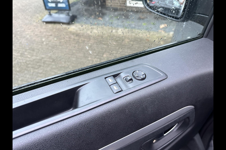 Opel Zafira-e Life 100 kW 75kWh Tourer M 6 PERSOONS| 3-FASE| ELEKTRISCHE ZIJDEUR| HEAD-UP DISPLAY| ELEK. STOELEN MET MEMORY| CAMERA| DEALER ONDERHOUDEN| DODE HOEK| LEDEREN BEKLEDING