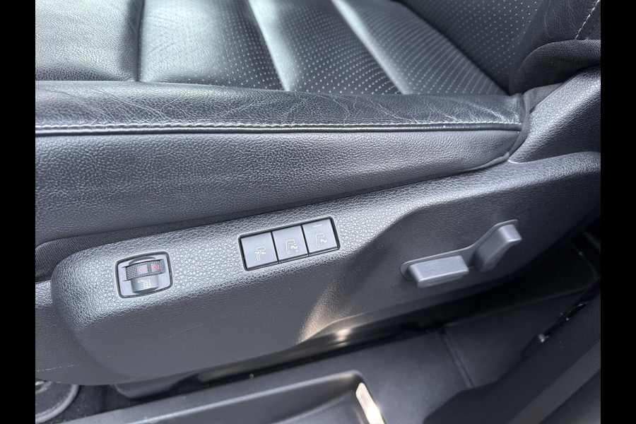 Opel Zafira-e Life 100 kW 75kWh Tourer M 6 PERSOONS| 3-FASE| ELEKTRISCHE ZIJDEUR| HEAD-UP DISPLAY| ELEK. STOELEN MET MEMORY| CAMERA| DEALER ONDERHOUDEN| DODE HOEK| LEDEREN BEKLEDING