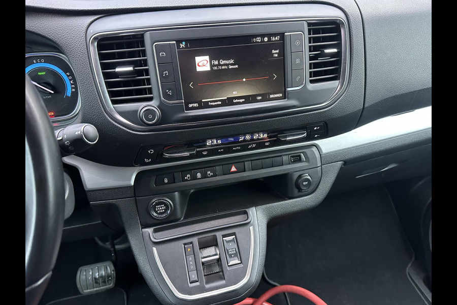 Opel Zafira-e Life 100 kW 75kWh Tourer M 6 PERSOONS| 3-FASE| ELEKTRISCHE ZIJDEUR| HEAD-UP DISPLAY| ELEK. STOELEN MET MEMORY| CAMERA| DEALER ONDERHOUDEN| DODE HOEK| LEDEREN BEKLEDING