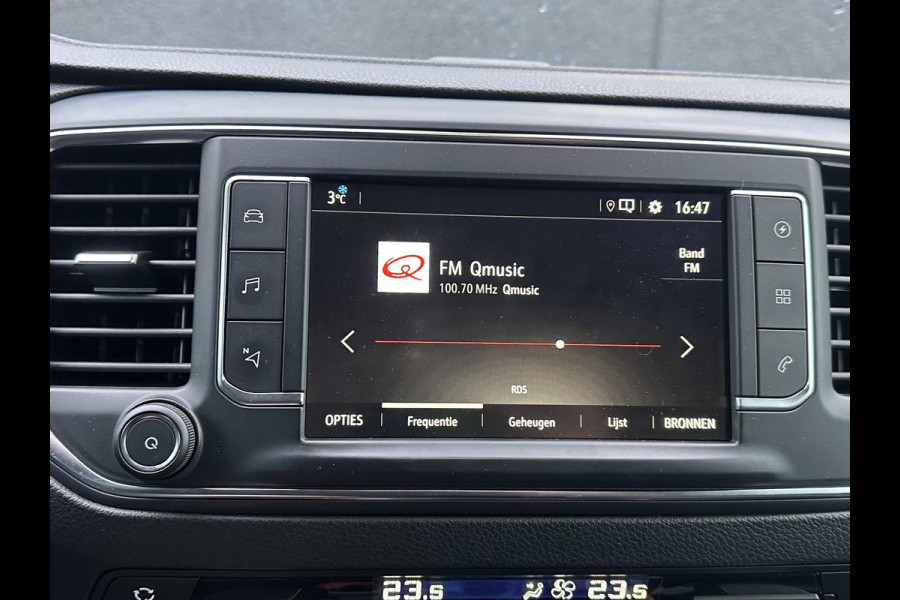 Opel Zafira-e Life 100 kW 75kWh Tourer M 6 PERSOONS| 3-FASE| ELEKTRISCHE ZIJDEUR| HEAD-UP DISPLAY| ELEK. STOELEN MET MEMORY| CAMERA| DEALER ONDERHOUDEN| DODE HOEK| LEDEREN BEKLEDING