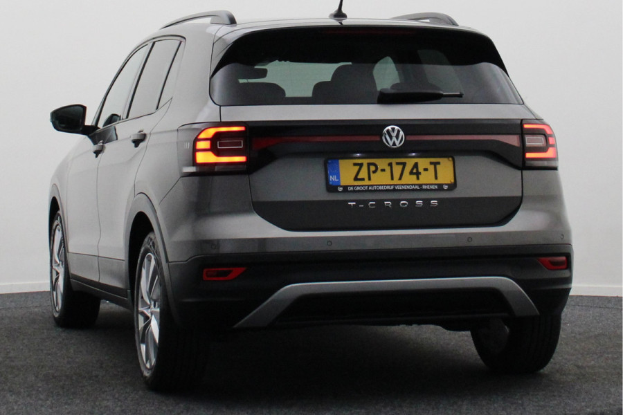 Volkswagen T-Cross 1.0 TSI Life Virtual Cockpit, Climate, ACC, Rijstrooksensor, Apple Carplay, PDC, 17''