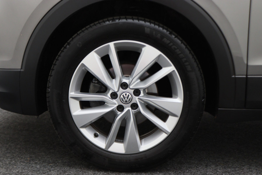 Volkswagen T-Cross 1.0 TSI Life Virtual Cockpit, Climate, ACC, Rijstrooksensor, Apple Carplay, PDC, 17''