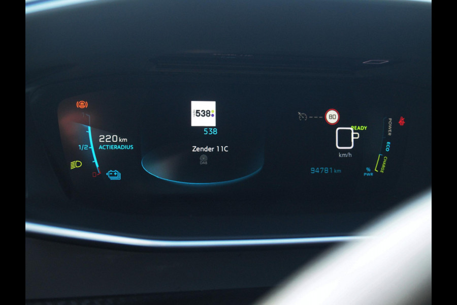 Peugeot e-208 EV Blue Lease Allure 50 kWh | SOH 90% | Camera | Apple Carplay | Cruise Control | NL-Auto |