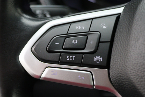 Volkswagen T-Cross 1.0 TSI Life Virtual Cockpit, Climate, ACC, Rijstrooksensor, Apple Carplay, PDC, 17''