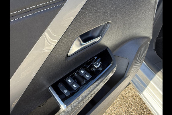 Opel Astra Electric 54 kWh GS | 3-FASE | SOH 95% | AFNEEMBARE TREKHAAK | NET ONDERHOUD GEHAD / DIRECT LEVERBAAR | STOEL- & STUURVERWARMING | 360° CAMERA | ORIGINEEL NL AUTO |