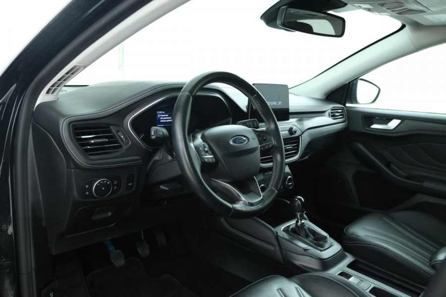 Ford FOCUS Wagon 1.5 EcoBlue Vignale Volleder, Panorama, Climate,