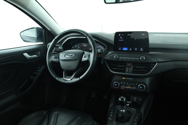 Ford FOCUS Wagon 1.5 EcoBlue Vignale Volleder, Panorama, Climate,