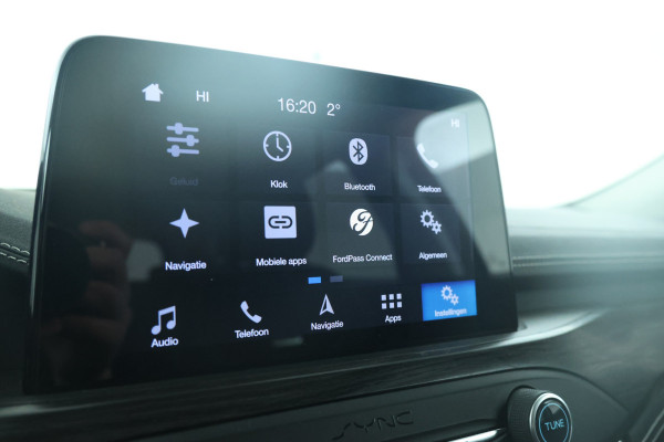 Ford FOCUS Wagon 1.5 EcoBlue Vignale Volleder, Panorama, Climate,