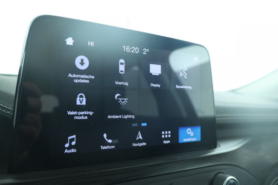 Ford FOCUS Wagon 1.5 EcoBlue Vignale Volleder, Panorama, Climate,