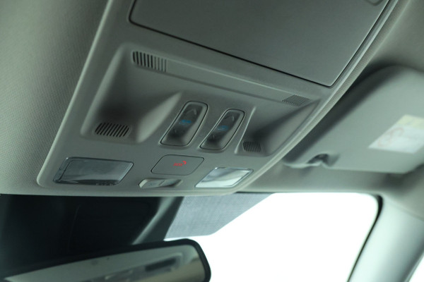 Ford FOCUS Wagon 1.5 EcoBlue Vignale Volleder, Panorama, Climate,