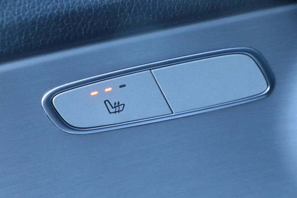 Mercedes-Benz C-Klasse Estate 200 AMG | PANO - SFEER - CAMERA - ACC - VOLL!