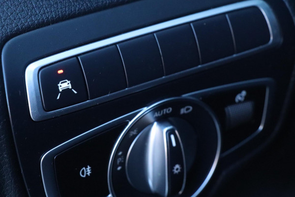 Mercedes-Benz C-Klasse Estate 200 AMG | PANO - SFEER - CAMERA - ACC - VOLL!