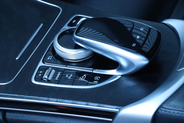 Mercedes-Benz C-Klasse Estate 200 AMG | PANO - SFEER - CAMERA - ACC - VOLL!