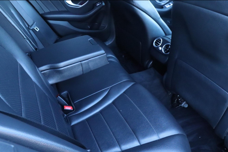 Mercedes-Benz C-Klasse Estate 200 AMG | PANO - SFEER - CAMERA - ACC - VOLL!