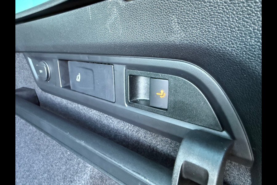 Škoda Kodiaq 1.5 TSI Sportline Business - Automaat - Pano/Schuifdak - Navi - Org.NL