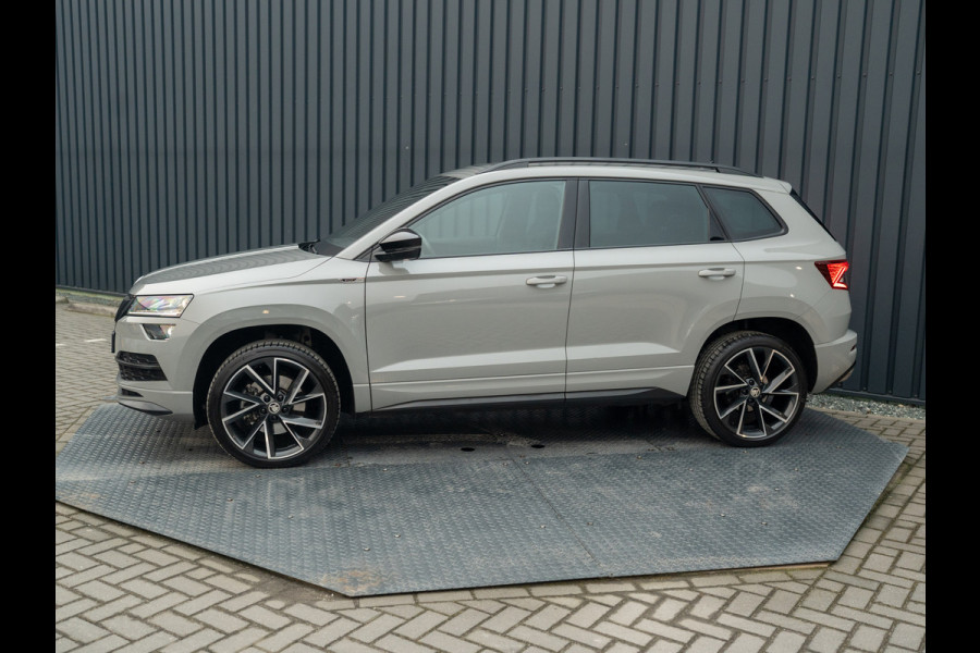 Škoda Karoq 1.5 TSI ACT Sportline Business | Trekhaak wegkl. | Camera | Prijs Rijklaar!!