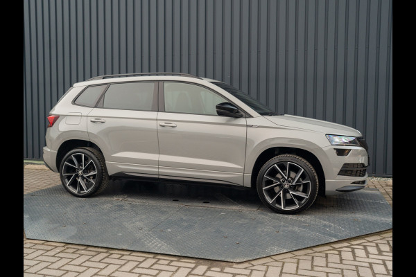 Škoda Karoq 1.5 TSI ACT Sportline Business | Trekhaak wegkl. | Camera | Prijs Rijklaar!!