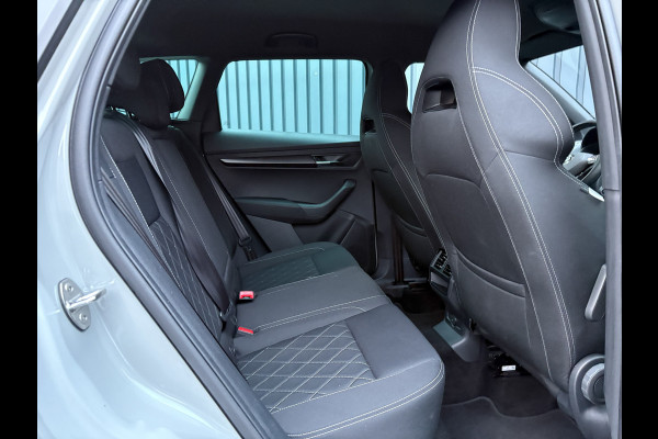 Škoda Karoq 1.5 TSI ACT Sportline Business | Trekhaak wegkl. | Camera | Prijs Rijklaar!!