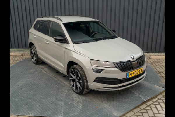 Škoda Karoq 1.5 TSI ACT Sportline Business | Trekhaak wegkl. | Camera | Prijs Rijklaar!!